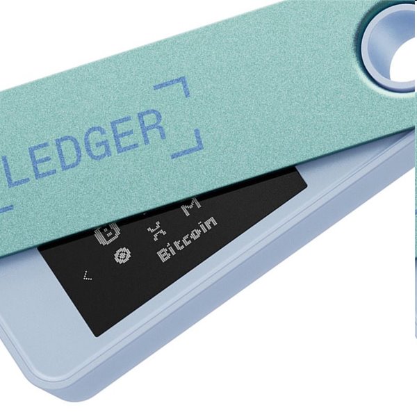 Ledger Nano S Plus hardvérová peňaženka na kryptomeny, pastel green